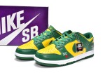 Supreme x Nike SB Dunk Low Brazil DO7412-983