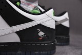 M Batch  Staple x Nike SB Dunk Low “Panda Pigeon”   BV1310-013