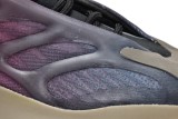 Yeezy 700 V3 “Fade Carbon”  GW1814