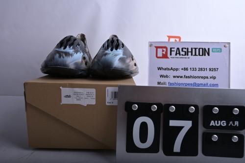 adidas Yeezy Foam Runner Blue Clown ID4126