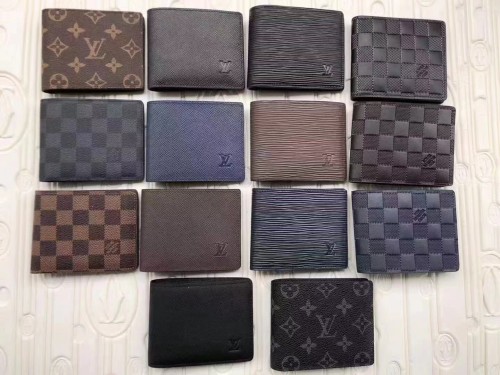 LV wallet  (Please contact customer service for style)