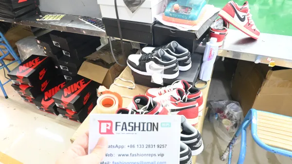 Why Choose FashionReps？