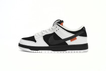 TIGHTBOOTH x Nike Dunk SB Low Pro Blackand white” FD2629-100