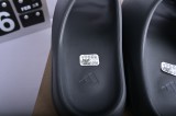 adidas Yeezy Slide Onyx  HQ6448