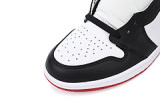 Air Jordan 1 High OG “Black Toe”555088-125
