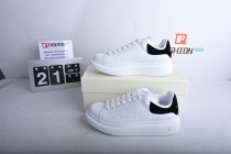 Alexander McQueen Dlack Skin Oversized White Black 553680WHGP59061