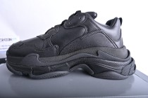 Ba***ci*ga Triple S Black  541624 W0901 1000