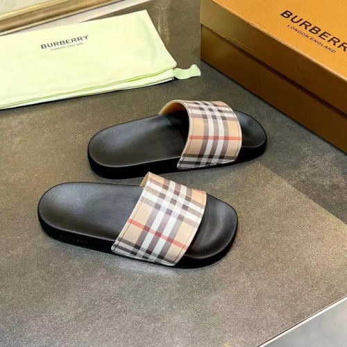 Burberry Check Print Slides Beige 80570371