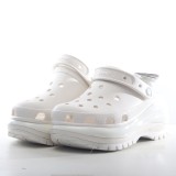 Crocs Classic Mega Crush Clog White 207988-100