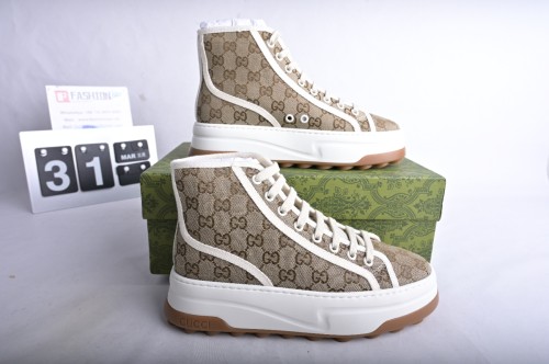 GUCCI Interlocking 745999 20Q20 9745
