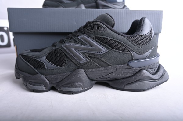 N*w B*lance NB 9060 Black U9060ZGE （FR Batch）