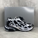 Balenciaga 677403W3RB29010