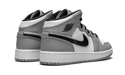 Jordan 1 Mid Light Smoke Grey     554724-092