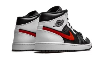 Jordan 1 Mid Black Chile Red White  554724-075