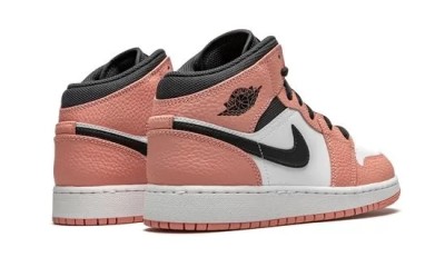 Jordan 1 Mid Pink Quartz    555112-603