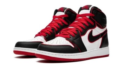 Jordan 1 Retro High Bloodline (GS)      575441-062