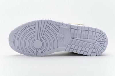 Jordan 1 Low White Metallic Gold（W）       CZ4776-100