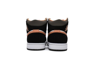 Jordan 1 Mid Peach Mocha (W)      DH0210-100