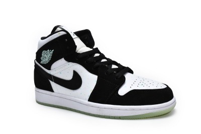 Jordan 1 Mid White Black Teal Tint (GS)       BQ6931-103