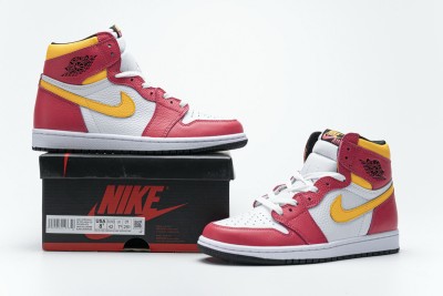 Jordan 1 Retro High OG Light Fusion Red      555088-603