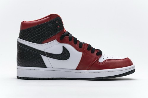 Jordan 1 Retro High Satin Snake Chicago (W)      CD0461-601