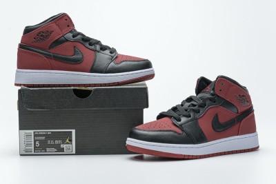 Jordan 1 Mid Gym Red Black (GS)     554725-610