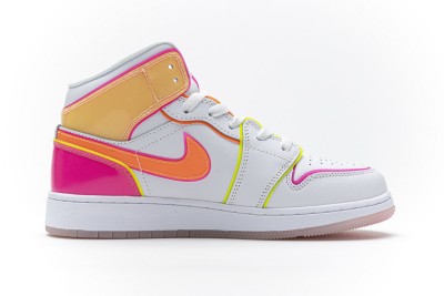 Jordan 1 Mid Edge Glow (GS)       CV4611-100