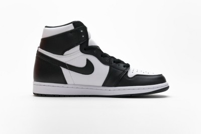 Jordan 1 Retro Black White (2014)        555088-010