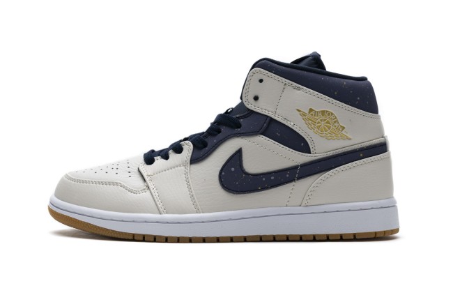 Jordan 1 Retro Mid Jeter        AH6342-104