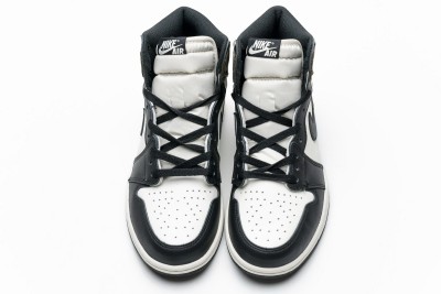 Air Jordans 1 Retro High OG’Mocha’   555088-105
