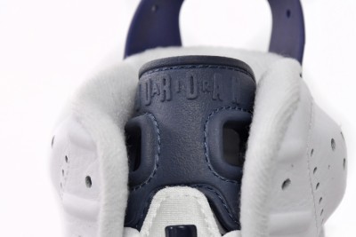 Jordan 6 Retro Midnight Navy    CT8529-141