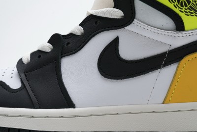 Jordan 1 Retro High White Black Volt University Gold       555088-118