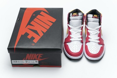 Jordan 1 Retro High OG Light Fusion Red      555088-603