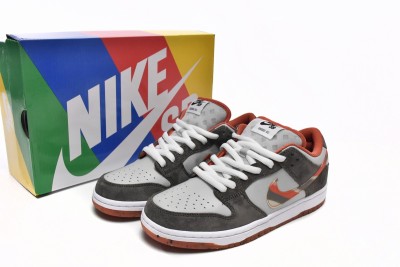 Nike SB Dunk Low Crushed D.C.       DH7782-001