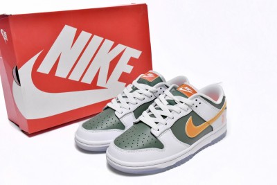 Nike Dunk Low SE NY vs. NY      DN2489-300