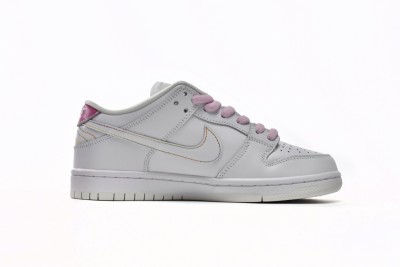 Nike SB Dunk Low Pro Be True            DR4876-100