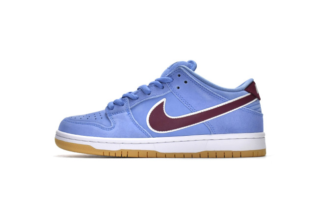 Nike SB Dunk Low Philadelphia Phillies          DQ4040-400