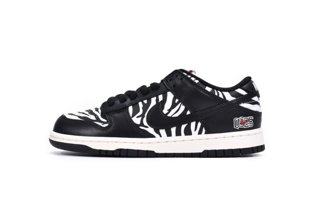 Nike SB Dunk Low OG QS Quartersnacks Zebra                  DM3510-001