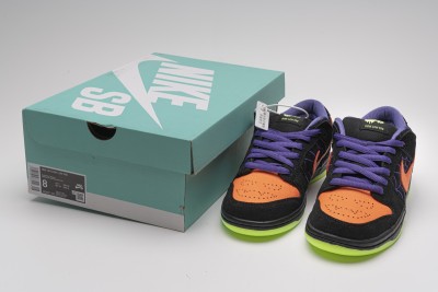 Nike SB Dunk Low Night of Mischief Halloween          BQ6817-006