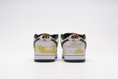 Nike SB Dunk Low Raygun Tie-Dye White       BQ6832-101