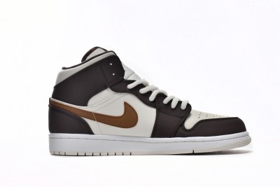 Jordan 1 Mid SE Brown Basalt Oatmeal (W)         DO6699-200