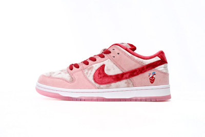 Nike SB Dunk Low StrangeLove Skateboards (Regular Box)     CT2552 800