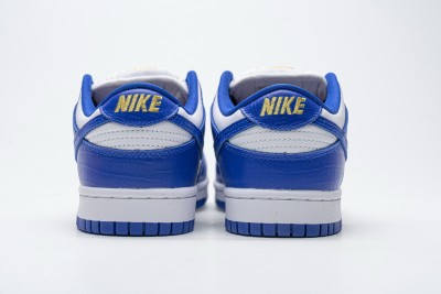 Nike SB Dunk Low Supreme Stars Hyper Royal (2021)      DH3228-100