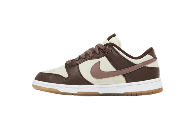 Nike Dunk Low Plum Eclipse (Women's)              FJ4734-100