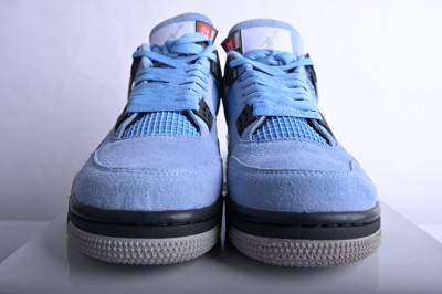 Jordan 4 Retro University Blue    CT8527-400