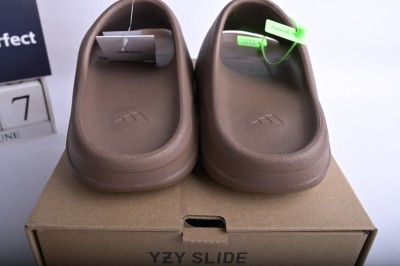 adidas Yeezy Slide Flax      FZ5896