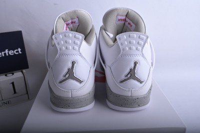 Jordan 4 Retro White Oreo (2021)      CT8527-100