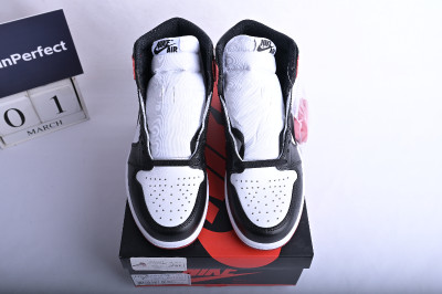 Jordan 1 Retro Black Toe    555088-125