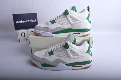 Jordan 4 Retro SB Pine Green     DR5415-103