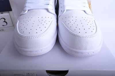 Jordan 1 Low White Metallic Gold（W）       CZ4776-100